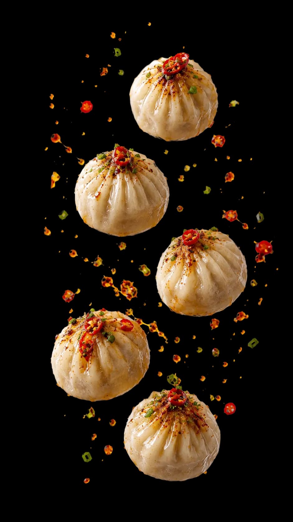 Ravioli waso su fondo giallo